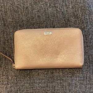 Kate Spade Travel Wallet